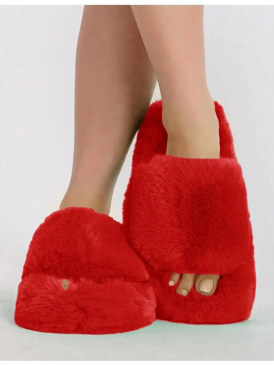 Nayla | Fluffy Hausschuhe