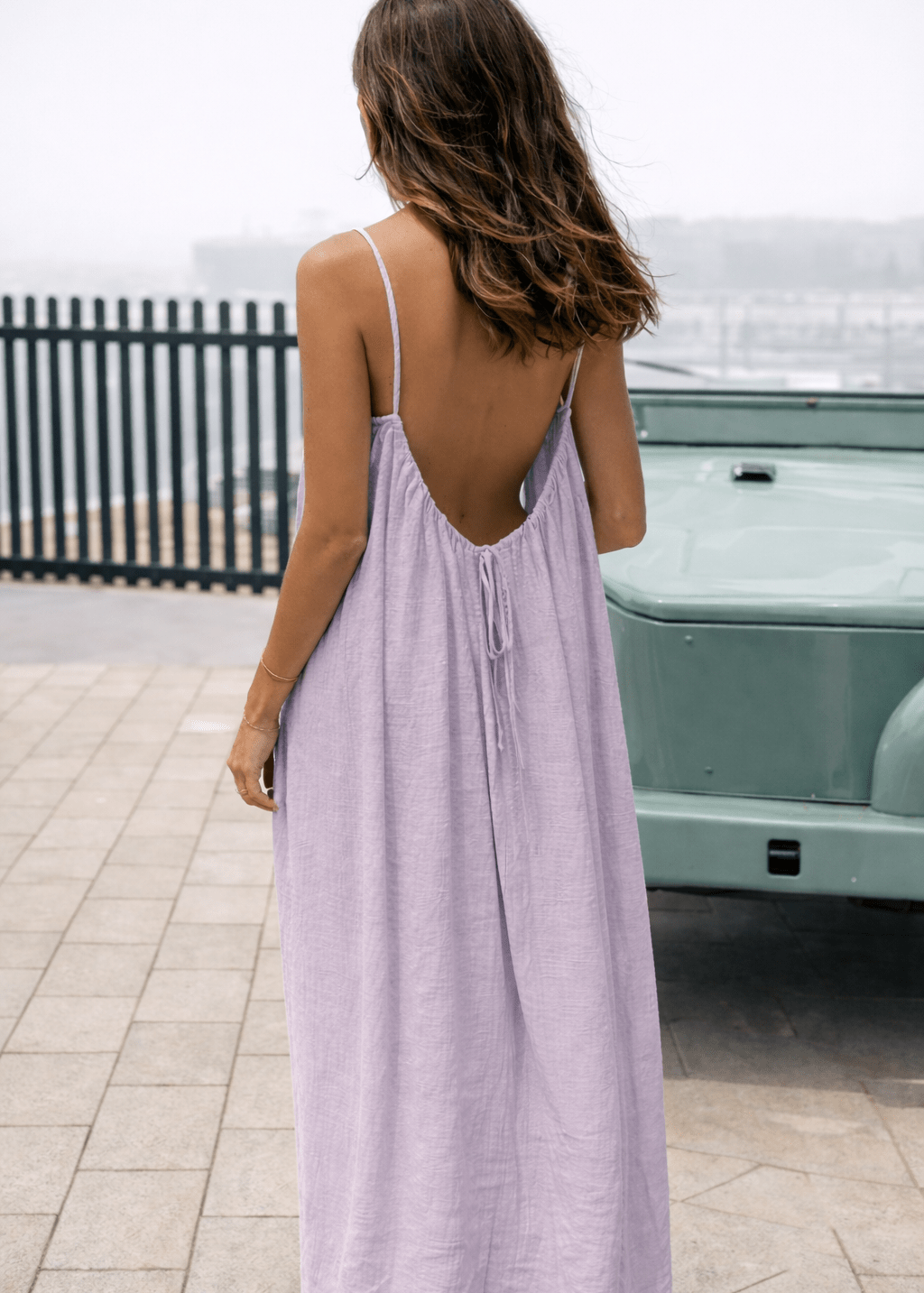 Rückenfreies Maxikleid