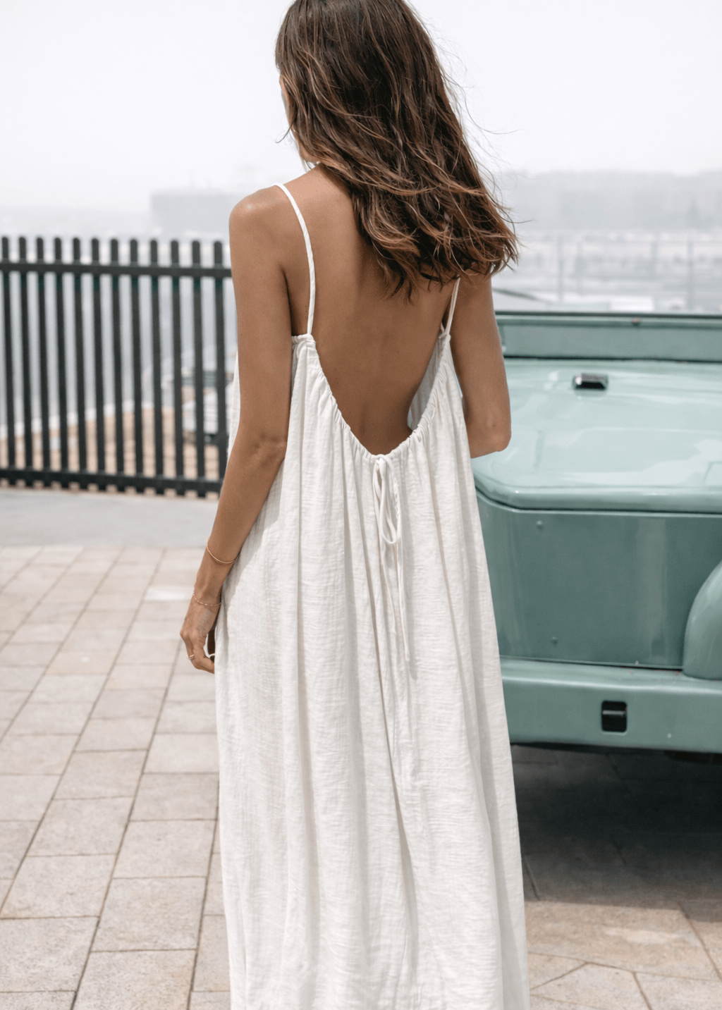 Rückenfreies Maxikleid
