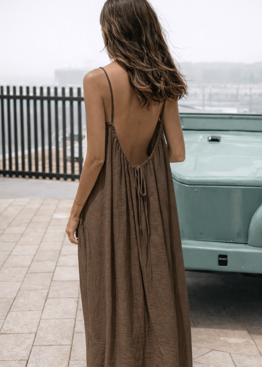 Rückenfreies Maxikleid